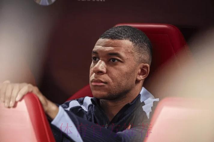 埃弗拉:姆巴佩无法和亨利相提并论 比帕潘都差 埃弗拉:姆巴佩无法和亨利相提并论 比帕潘都差